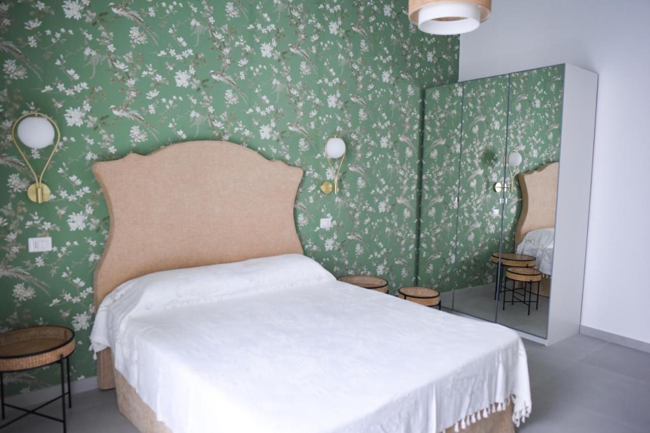 Corso Vittorio Elegant Suites Lipari Экстерьер фото