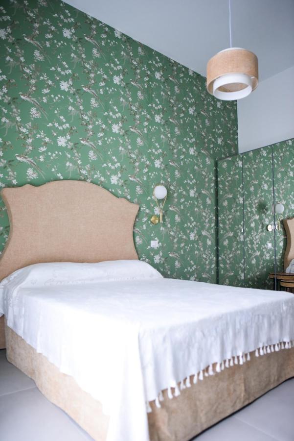 Corso Vittorio Elegant Suites Lipari Экстерьер фото