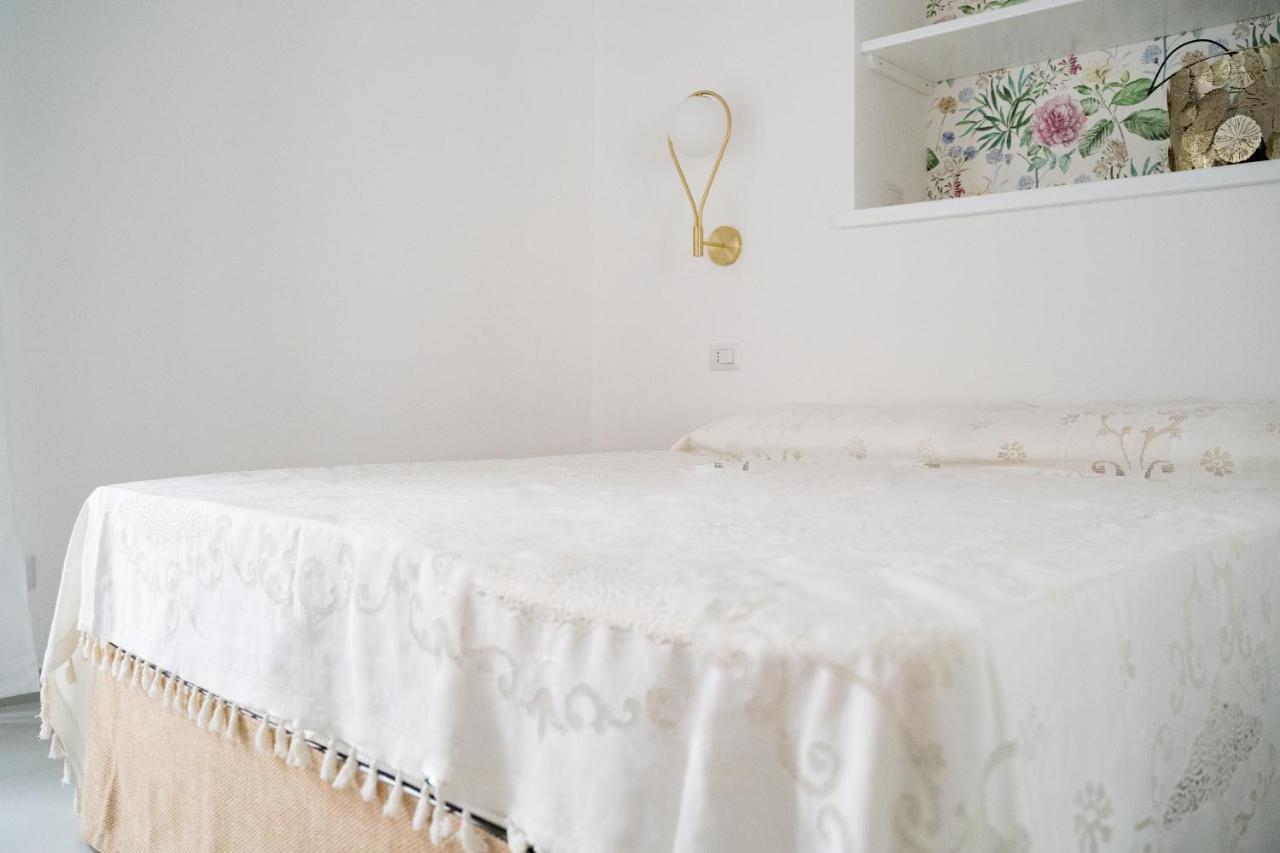 Corso Vittorio Elegant Suites Lipari Экстерьер фото