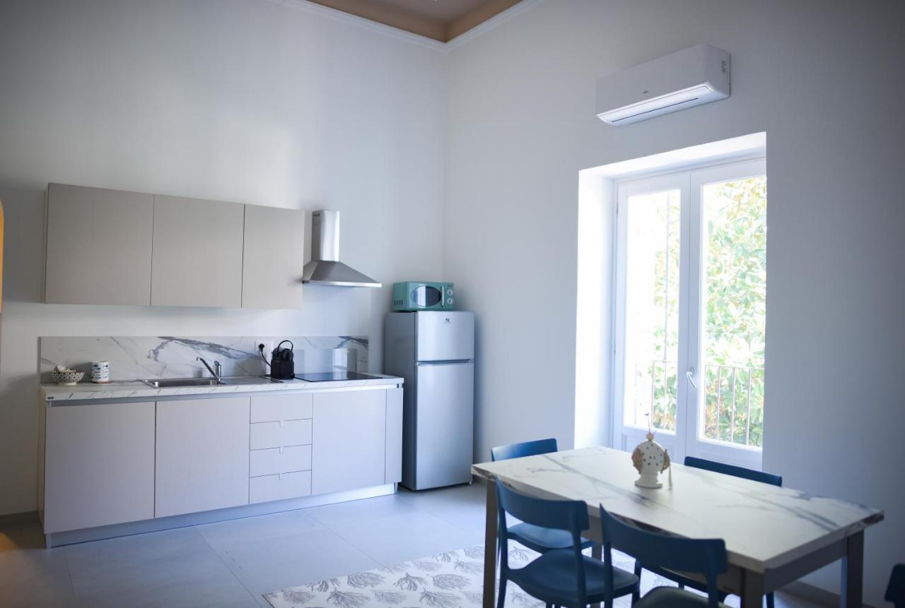 Corso Vittorio Elegant Suites Lipari Экстерьер фото
