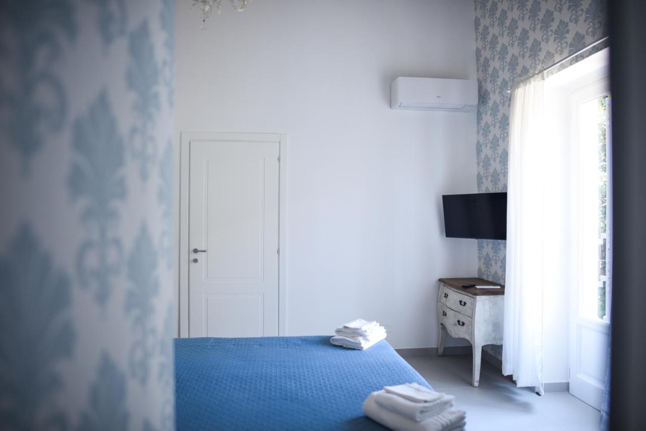 Corso Vittorio Elegant Suites Lipari Экстерьер фото