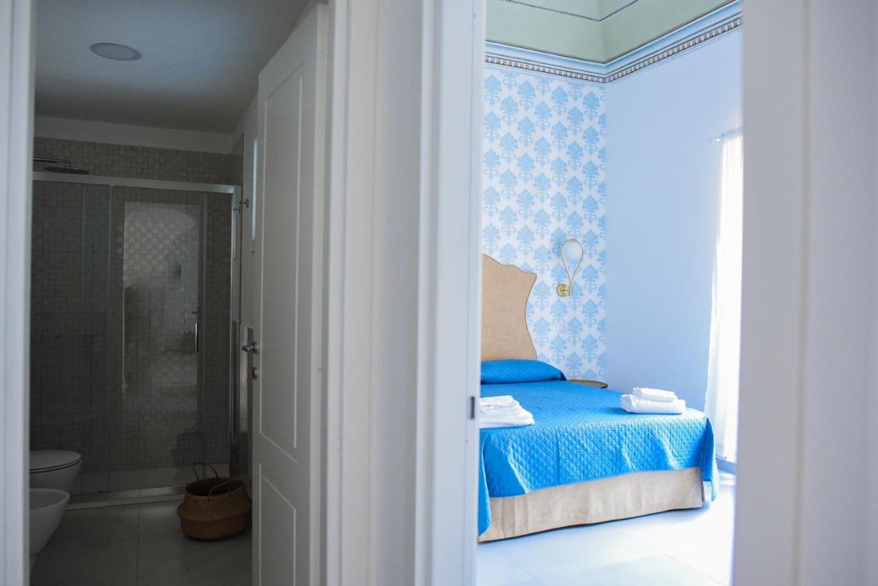 Corso Vittorio Elegant Suites Lipari Экстерьер фото